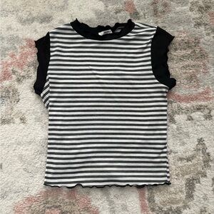Forever 21 Black and White Striped Short Sleeve Top